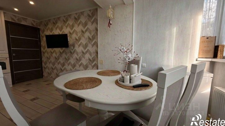 2-комн квартира ул Ладыгина, 17/1,  д. 17/1