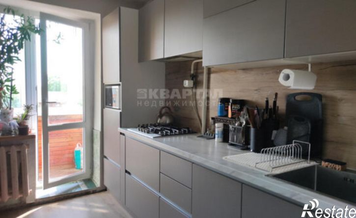 3-комн квартира ул Ахметова, 316,  д. 316