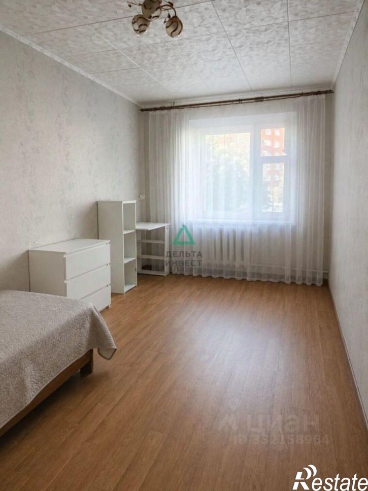 3-комн квартира ул Юрия Гагарина, 10/2,  д. 10/2