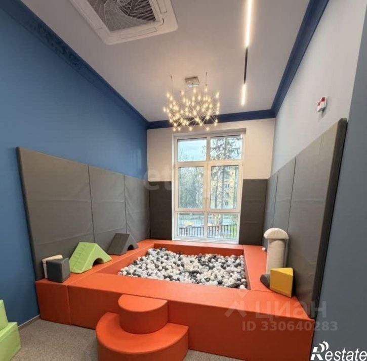 4-комн квартира пр-кт Октября, 31/3,  д. 31/3