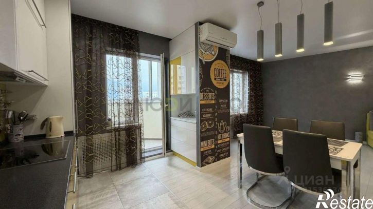 2-комн квартира ул Комарова, 8,  д. 8