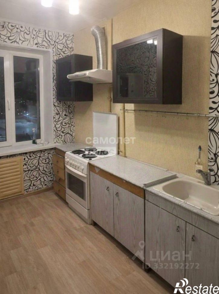 3-комн квартира ул Максима Рыльского, 18,  д. 18
