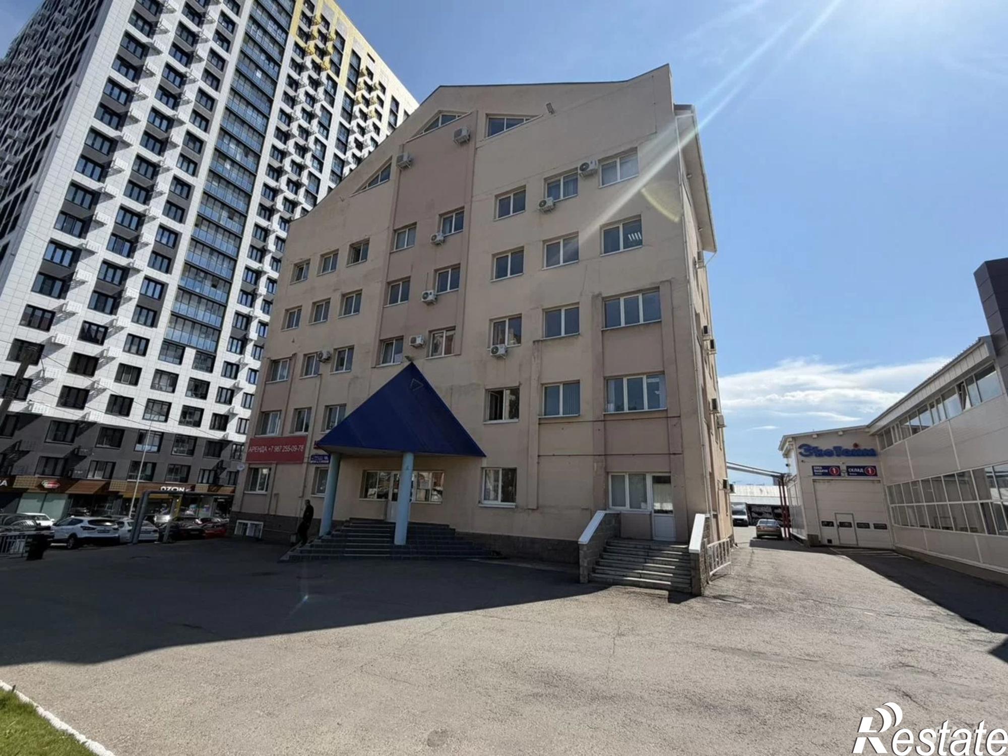 Сдать торговое помещение за 125 000 рублей на Кирова улица, д.128/2