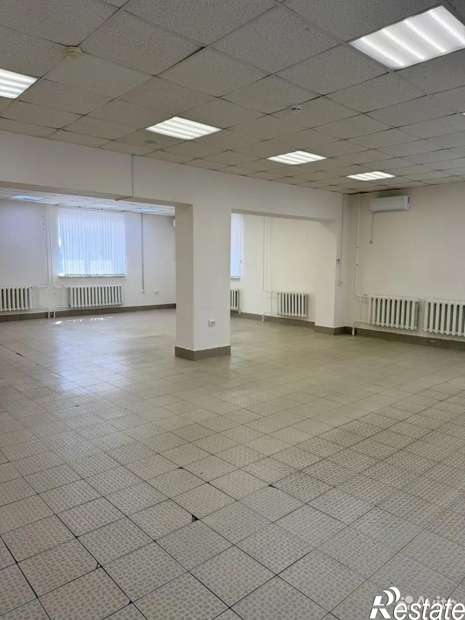 Сдать торговое помещение за 125 000 рублей на Кирова улица, д.128/2