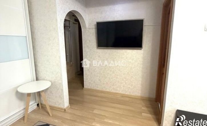 2-комн квартира пр-кт Октября, 21/3,  д. 21/3