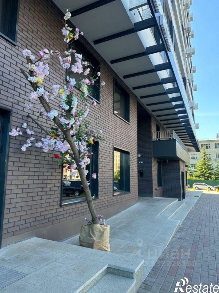 2-комн квартира ул Пархоменко, 156а,  д. 156а