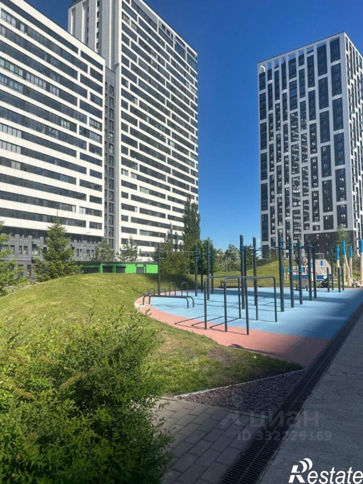 2-комн квартира ул Пархоменко, 156а,  д. 156а