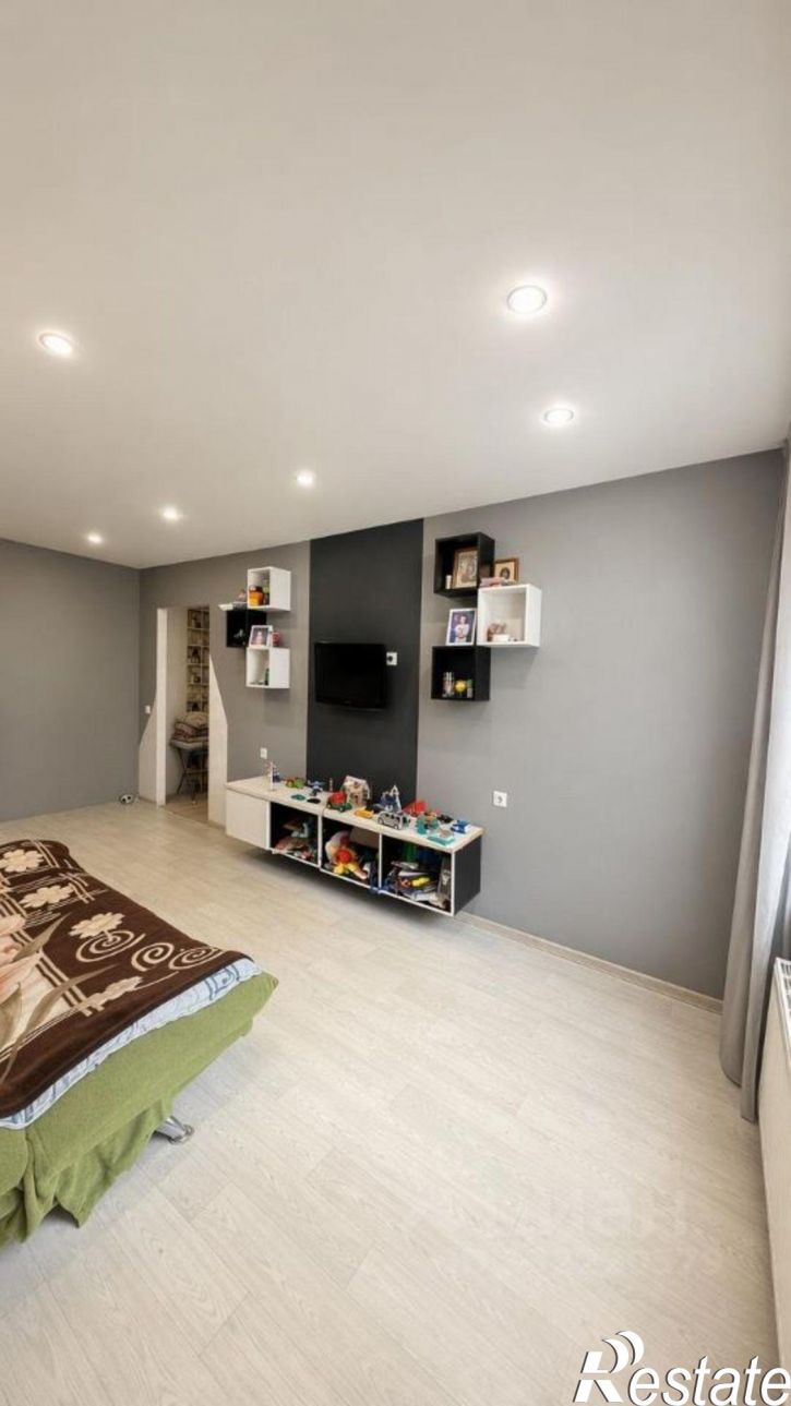 3-комн квартира ул Булата Имашева, 3,  д. 3