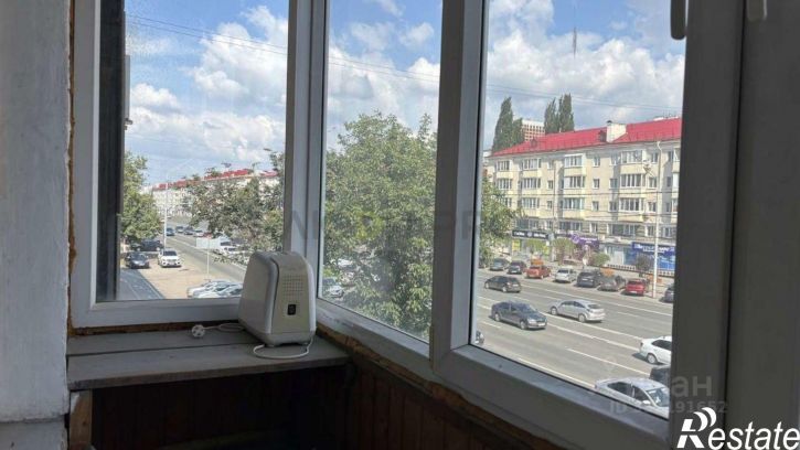 2-комн квартира пр-кт Октября, 11,  д. 11