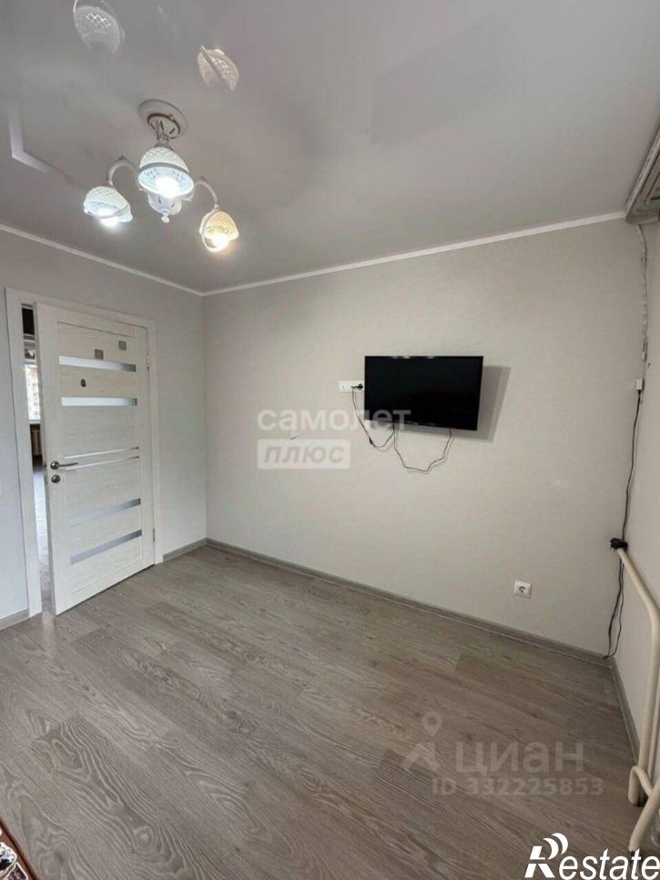 3-комн квартира ул Ахметова, 318/1,  д. 318/1