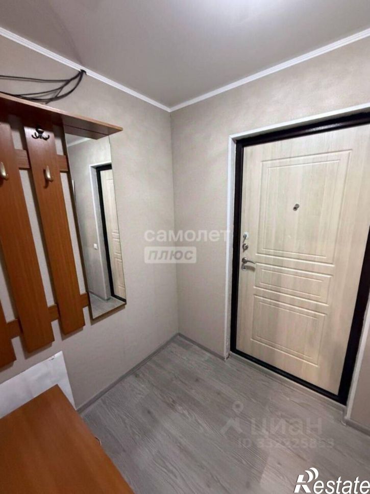 3-комн квартира ул Ахметова, 318/1,  д. 318/1