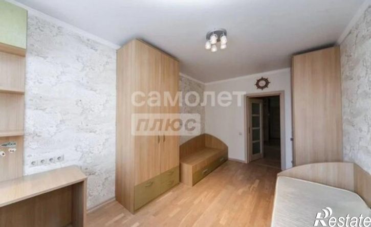 3-комн квартира ул Рихарда Зорге, 63,  д. 63