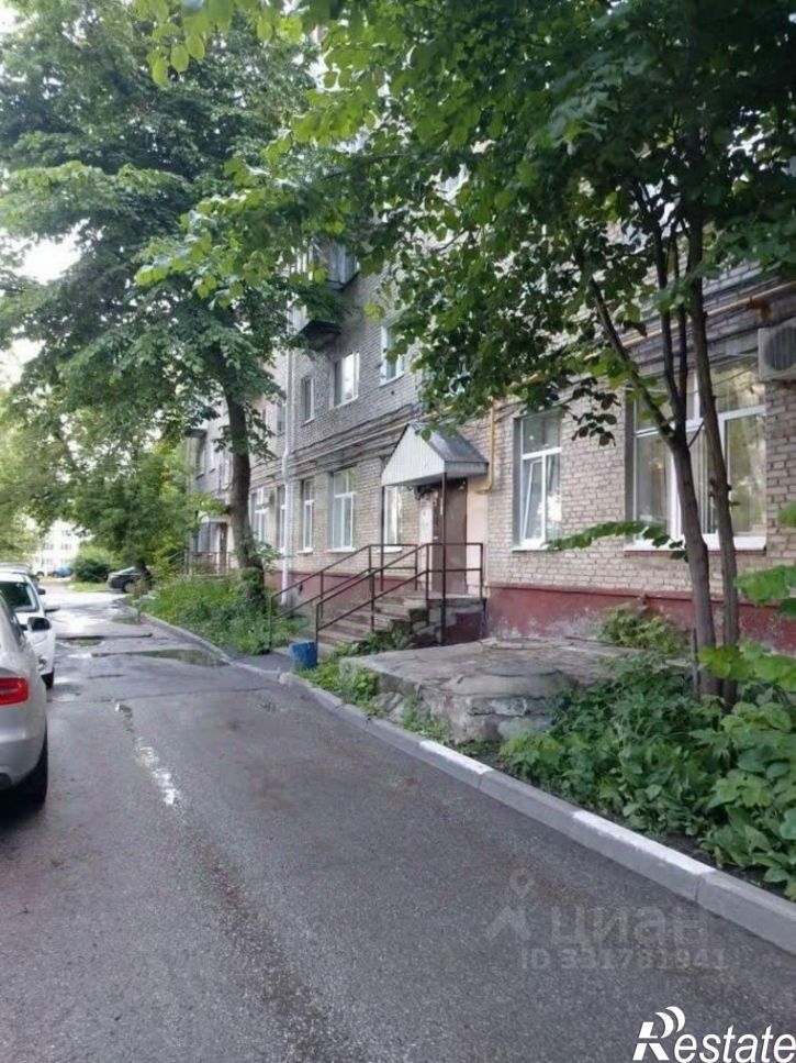 2-комн квартира пр-кт Октября, 60/1,  д. 60/1
