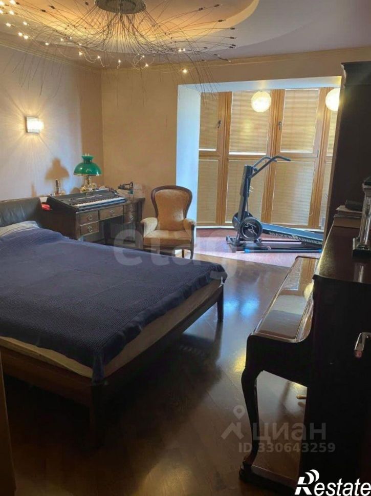 4-комн квартира ул Крупской, 8,  д. 8