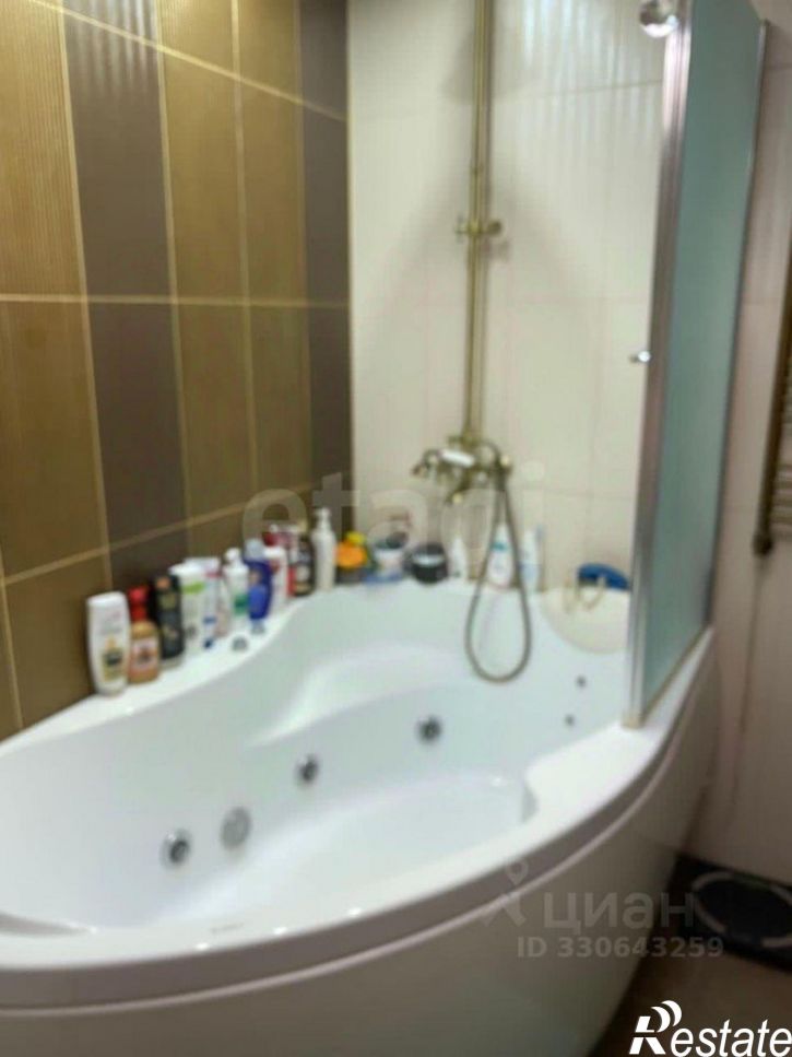 4-комн квартира ул Крупской, 8,  д. 8