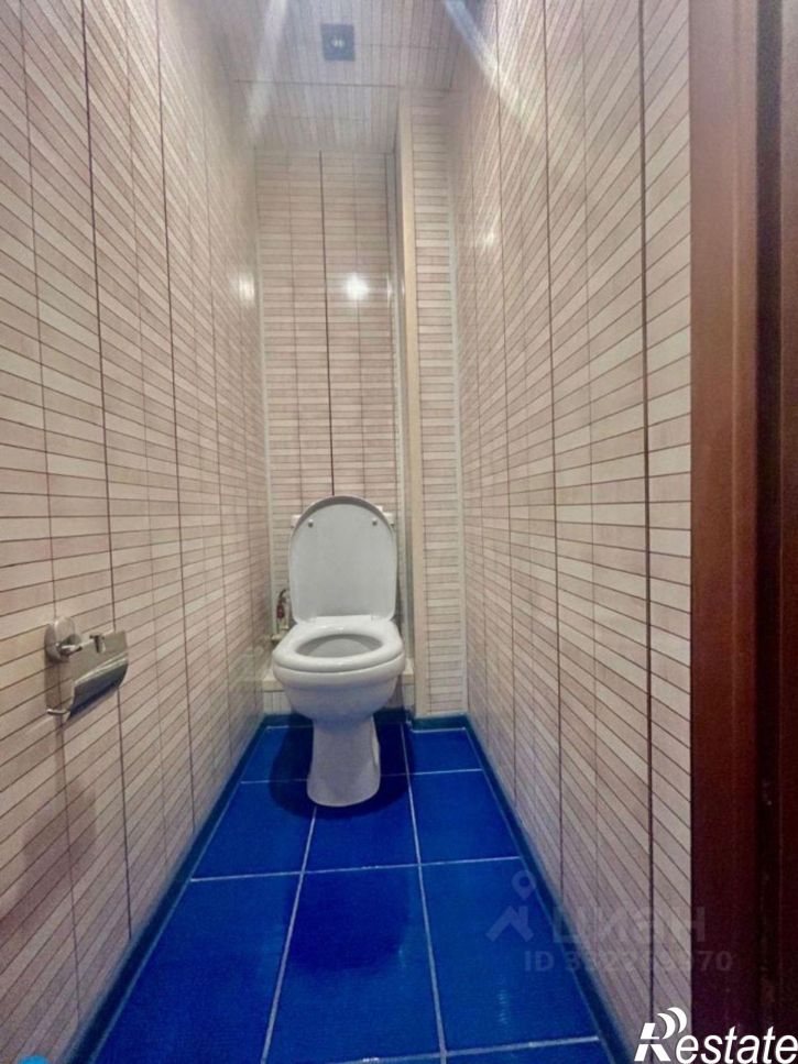 2-комн квартира ул Ахметова, 300,  д. 300