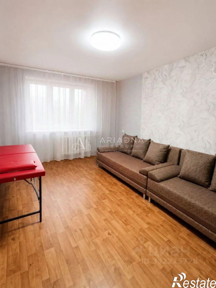 2-комн квартира улица Менделеева, 122,  д. 122