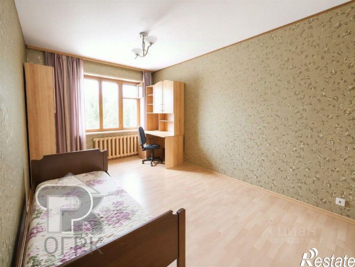 3-комн квартира ул Комсомольская, 12/1,  д. 12/1