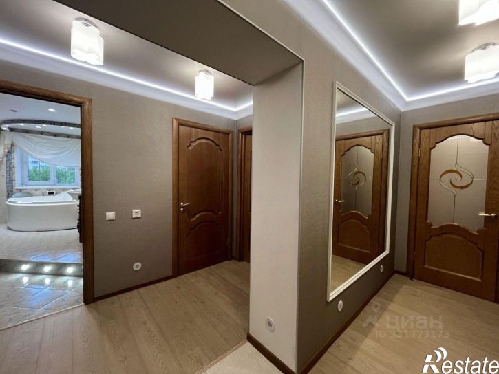 5-комн квартира ул Цюрупы, 151,  д. 151