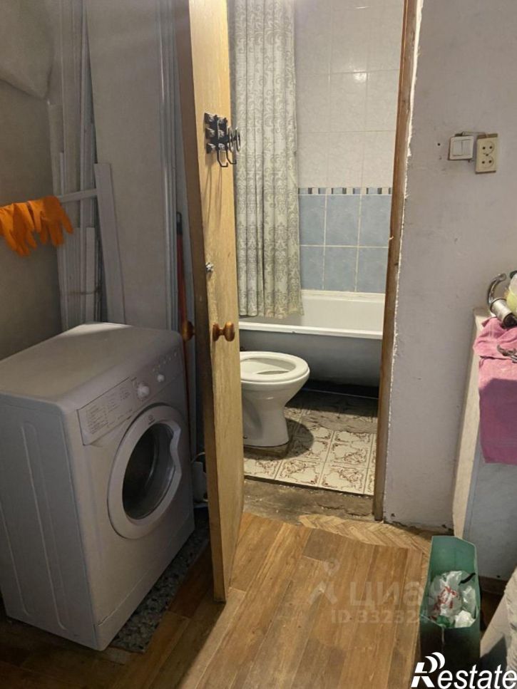 Комната Молодежный б-р, 2,  д. 2