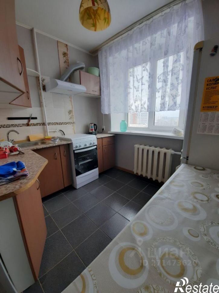 2-комн квартира ул Комарова, 18/1,  д. 18/1