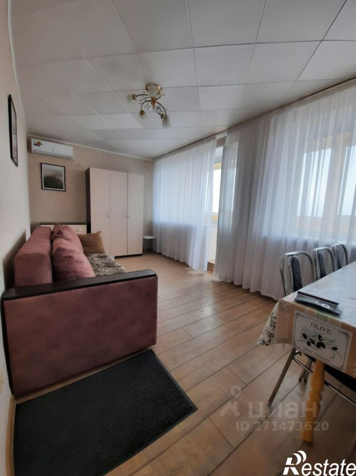 2-комн квартира ул Комарова, 18/1,  д. 18/1
