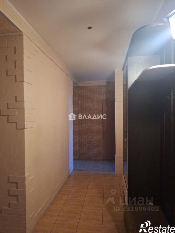 3-комн квартира проспект Октября, 174/2,  д. 174/2
