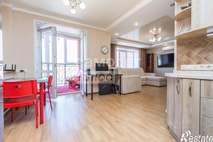 3-комн квартира б-р Баландина, 11,  д. 11