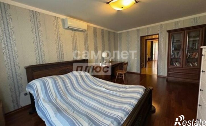 4-комн квартира ул Менделеева, 140/3,  д. 140/3