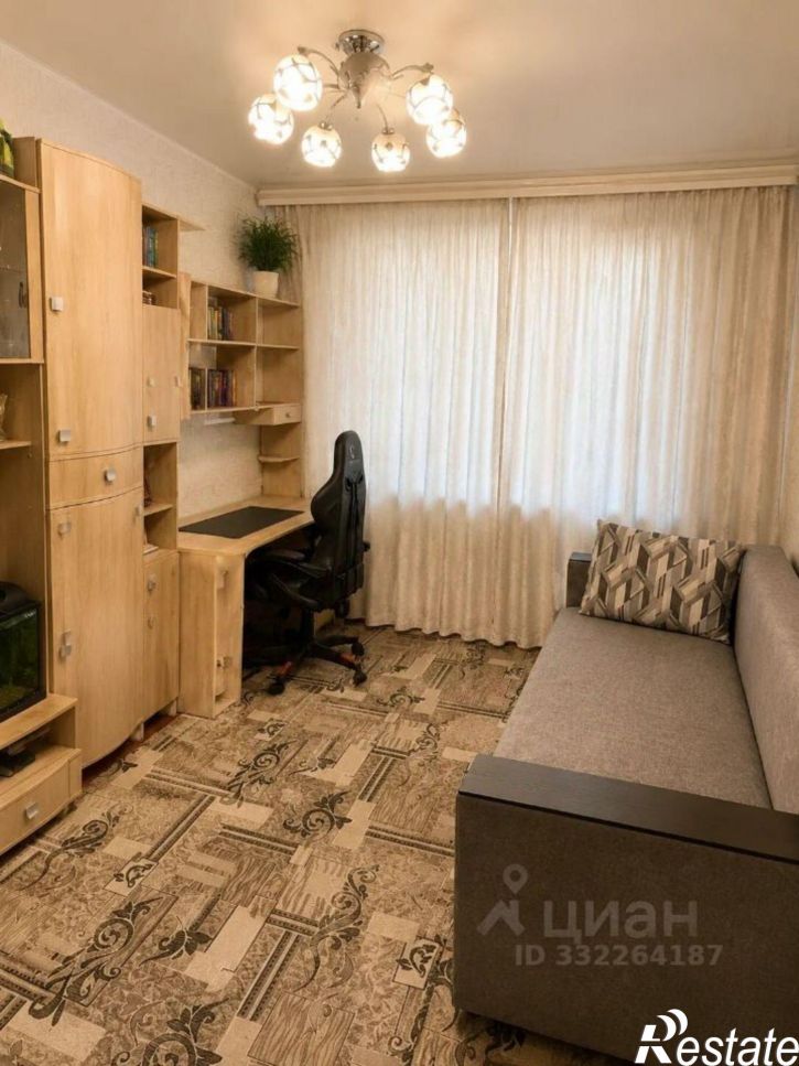 2-комн квартира ул Авроры, 7/4,  д. 7/4