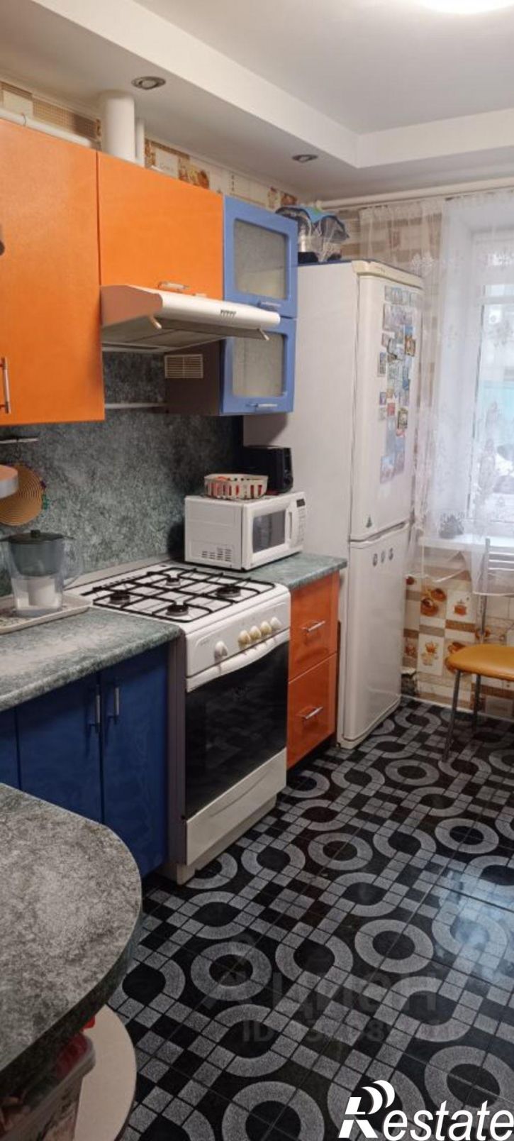 4-комн квартира ул Гвардейская, 58,  д. 58