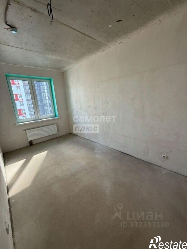 3-комн квартира ул Майора Доставалова, 1,  д. 1