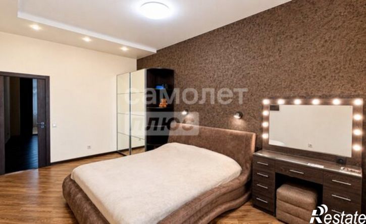 3-комн квартира ул Коммунистическая, 11,  д. 11
