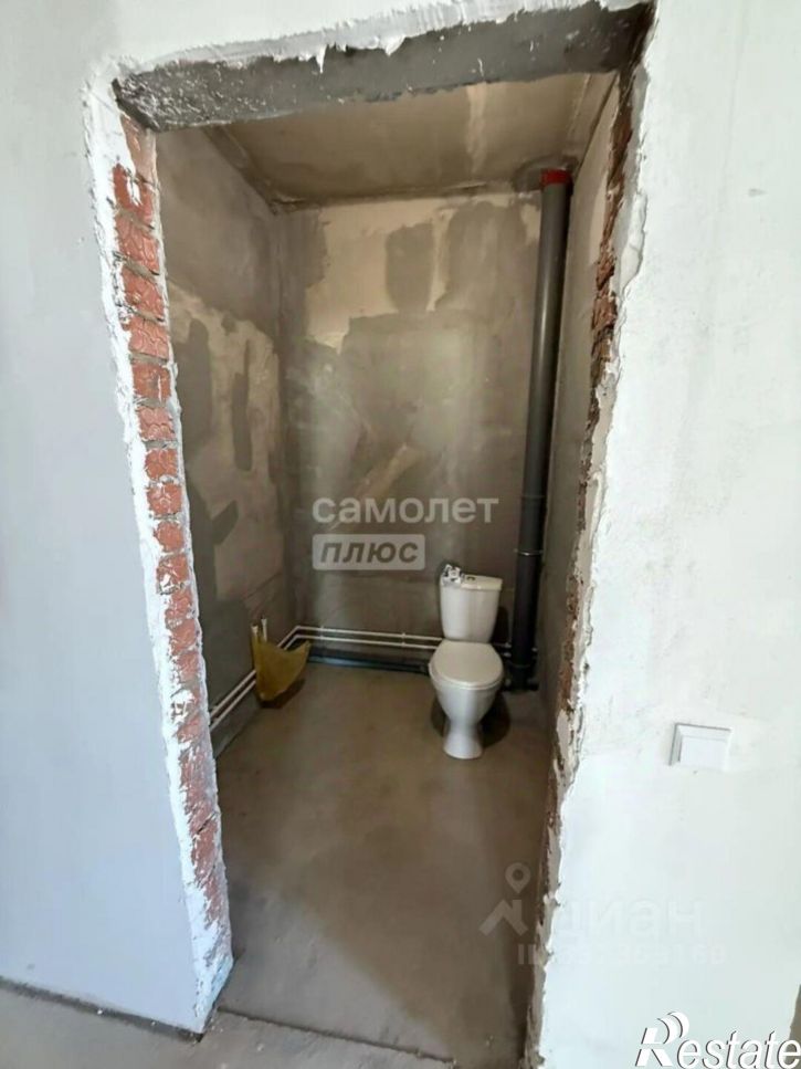 3-комн квартира ул Майора Доставалова, 1,  д. 1