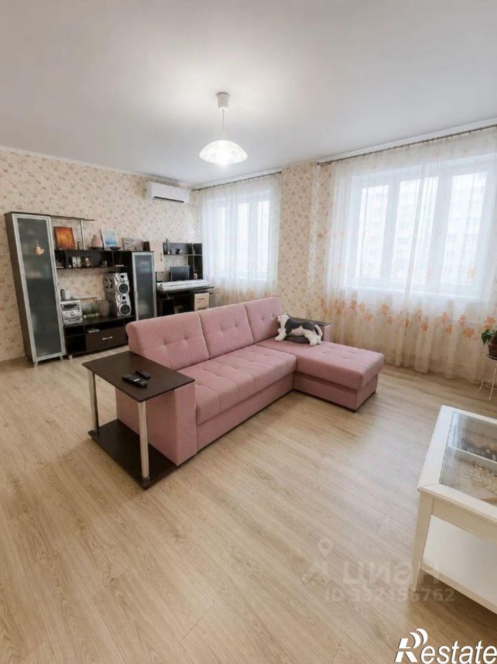 3-комн квартира ул Менделеева, 10,  д. 10