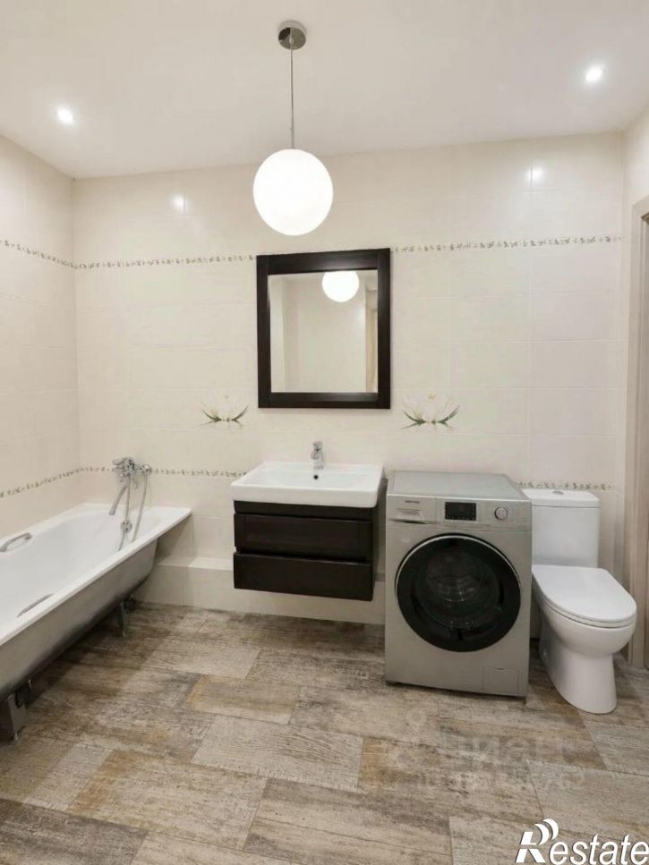 3-комн квартира ул Менделеева, 10,  д. 10