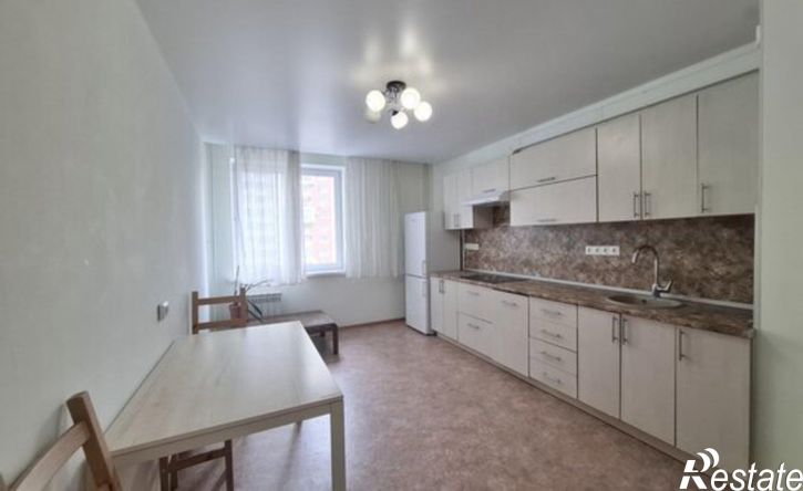 3-комн квартира ул Степана Злобина, 2,  д. 2