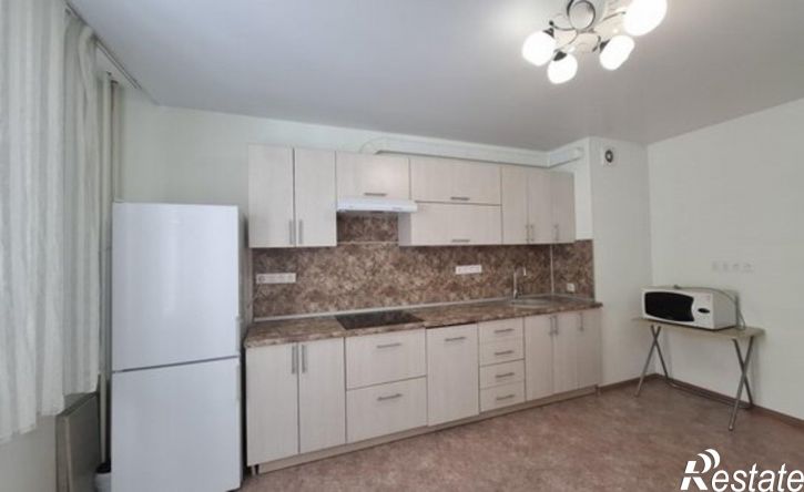 3-комн квартира ул Степана Злобина, 2,  д. 2