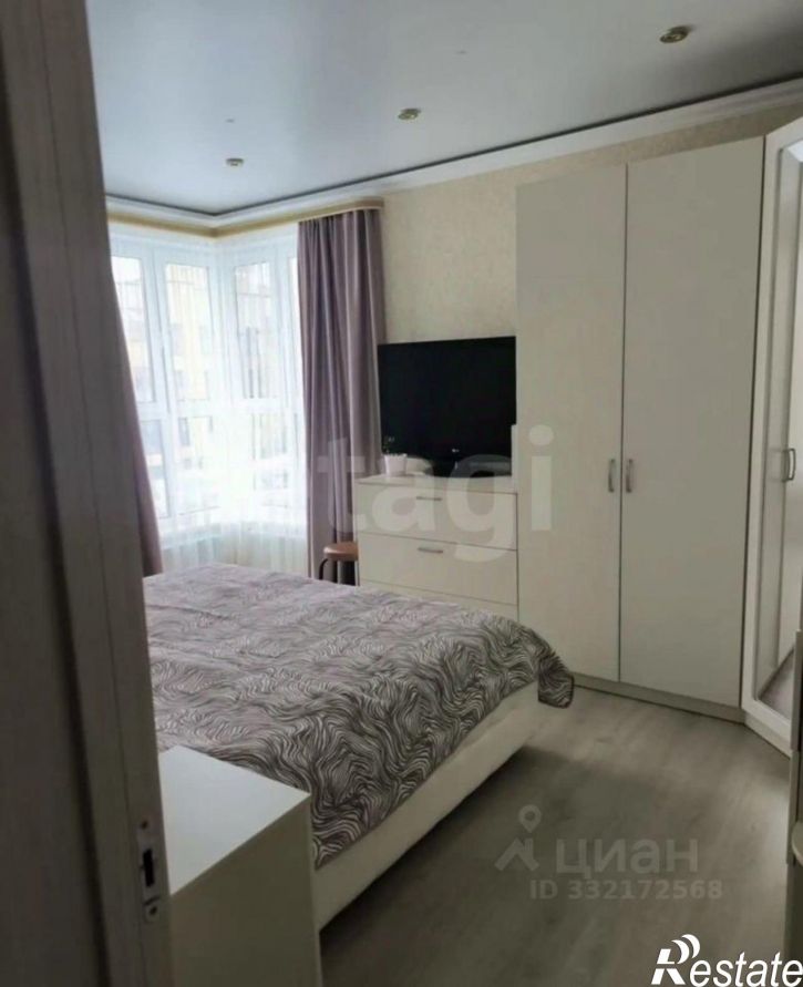 3-комн квартира Тальковая улица, 40,  д. 40