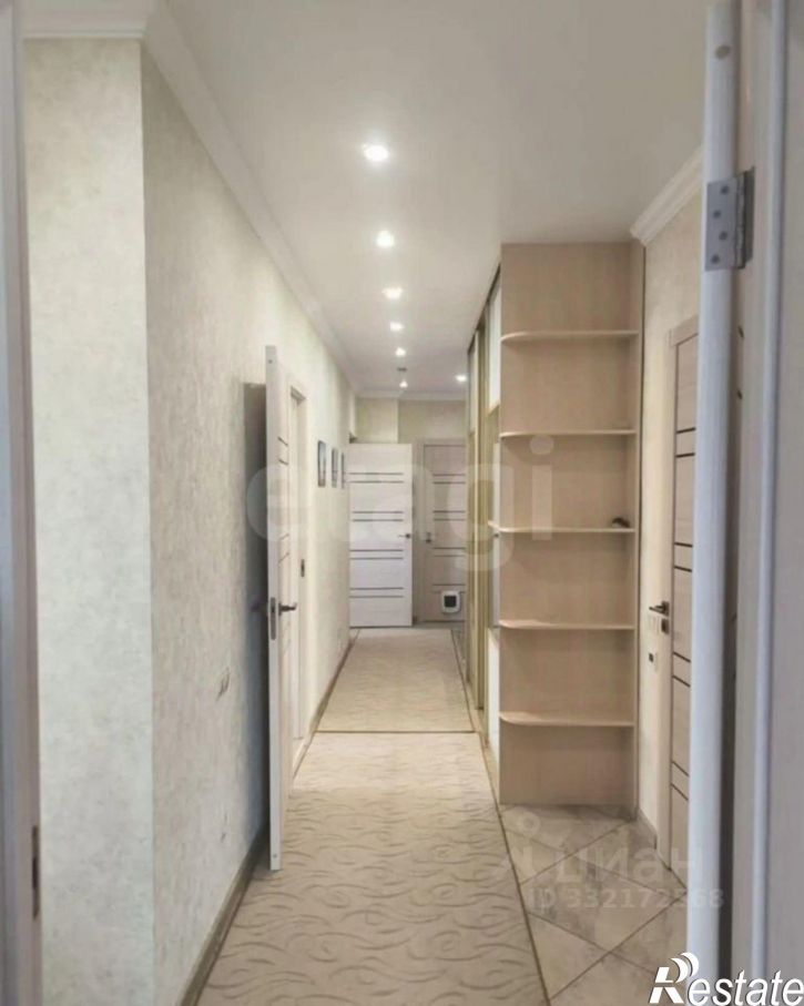 3-комн квартира Тальковая улица, 40,  д. 40
