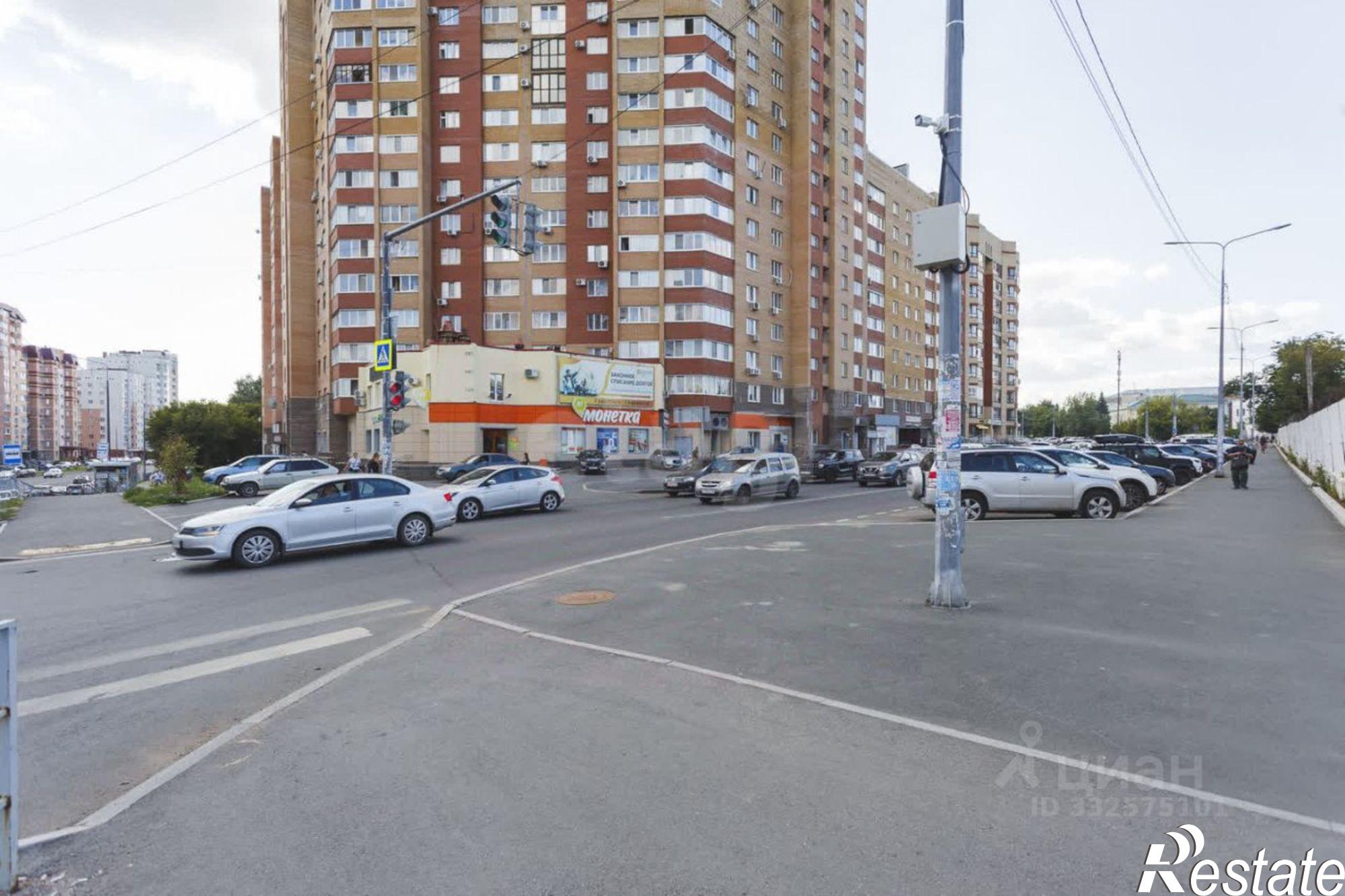 Купить офис, помещение под офис за 13 500 100 рублей на ул 8 Марта, 19