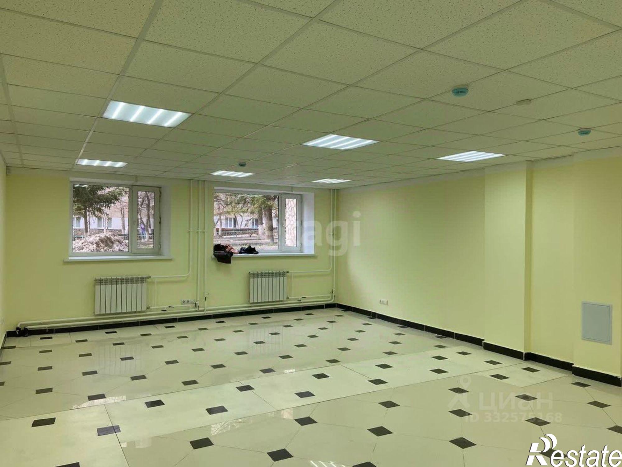 Купить офис, помещение под офис за 19 080 000 рублей на ул Революционная, 78
