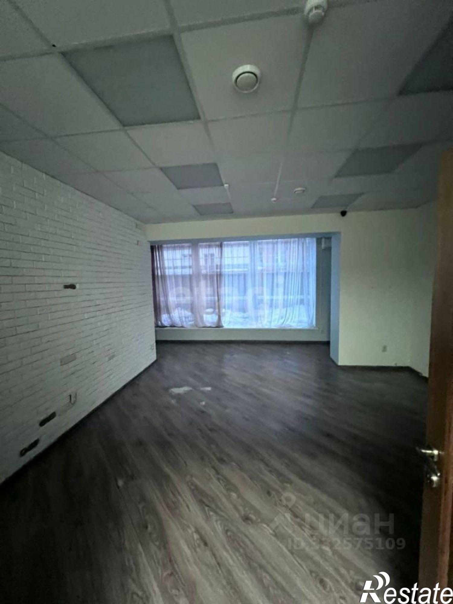 Купить офис, помещение под офис за 14 950 000 рублей на ул Аксакова, 54