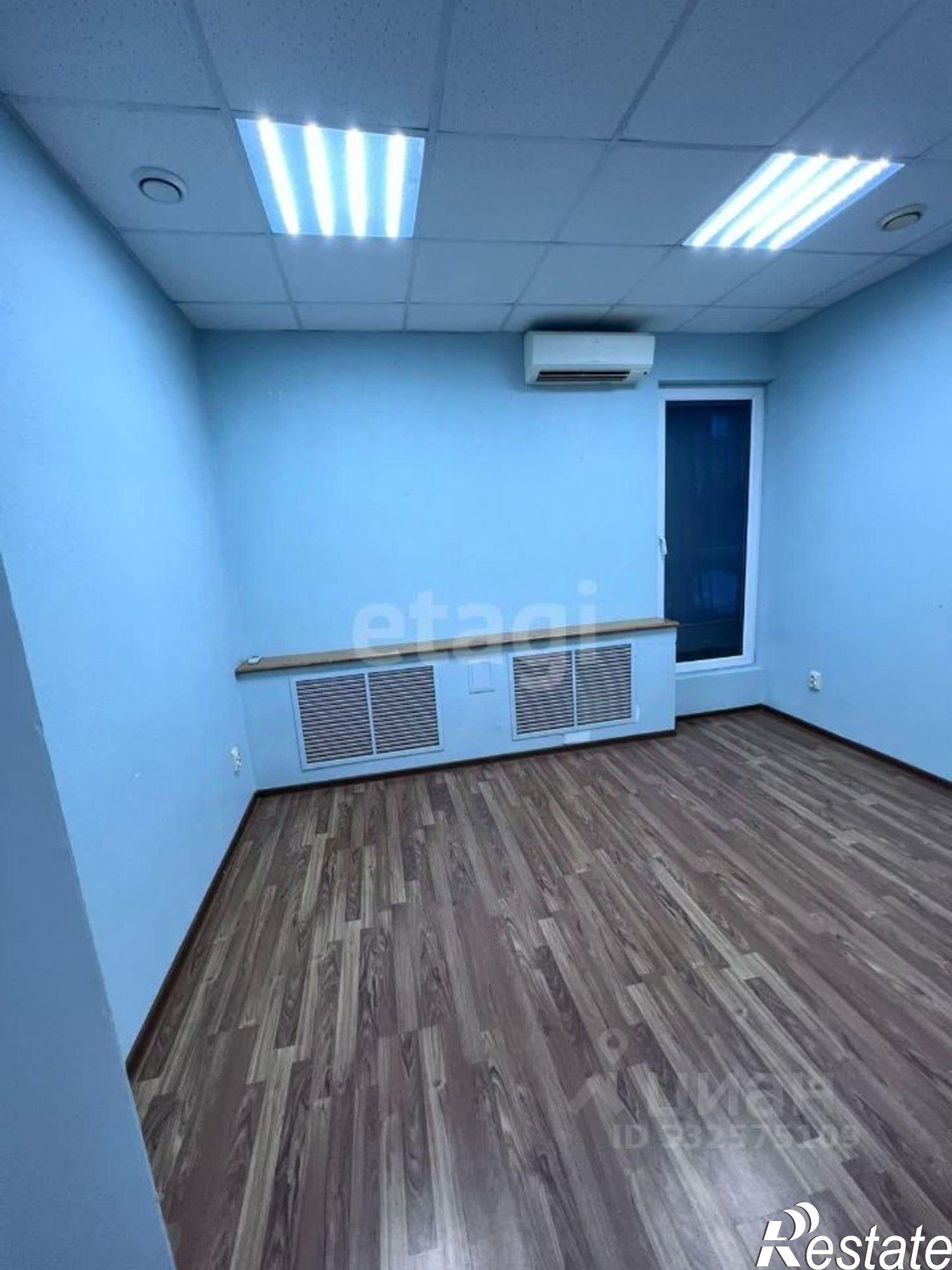 Купить офис, помещение под офис за 14 950 000 рублей на ул Аксакова, 54