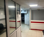 офис 290 кв м, этаж 1/19 ул Максима Рыльского, 12 1