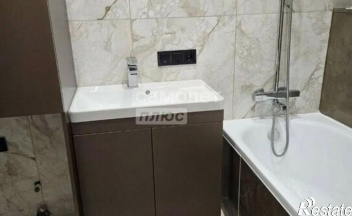 2-комн квартира ул Аксакова, 93/1,  д. 93/1