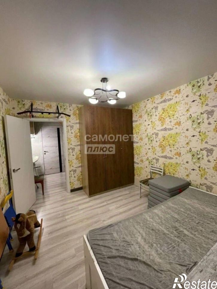 4-комн квартира ул Степана Кувыкина, 15,  д. 15