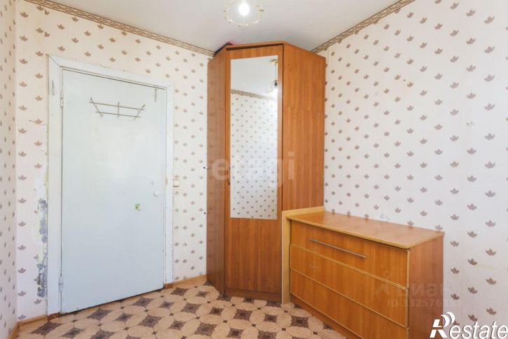 4-комн квартира ул Адмирала Ушакова, 56,  д. 56