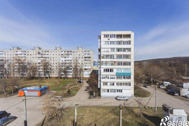 4-комн квартира ул Адмирала Ушакова, 56,  д. 56