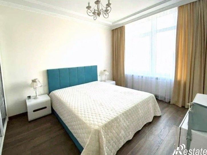 2-комн квартира ул 8 Марта, 19,  д. 19